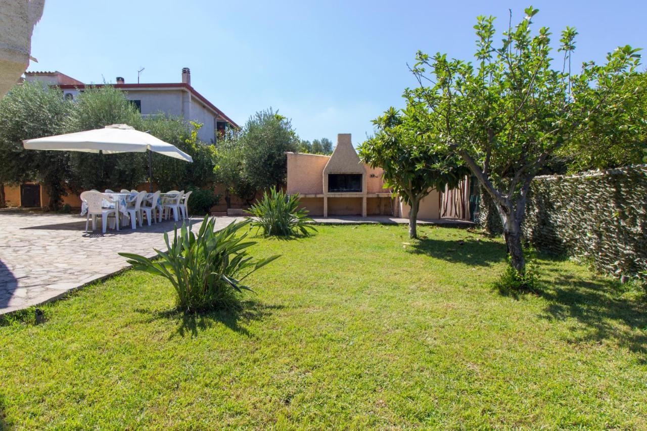 Appartamenti In Villa Con Ampio Giardino Esterno Позада Екстер'єр фото