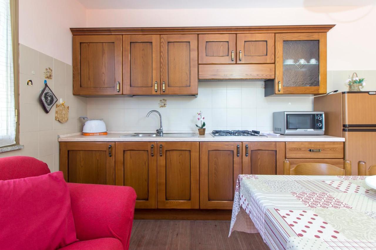 Appartamenti In Villa Con Ampio Giardino Esterno Позада Екстер'єр фото