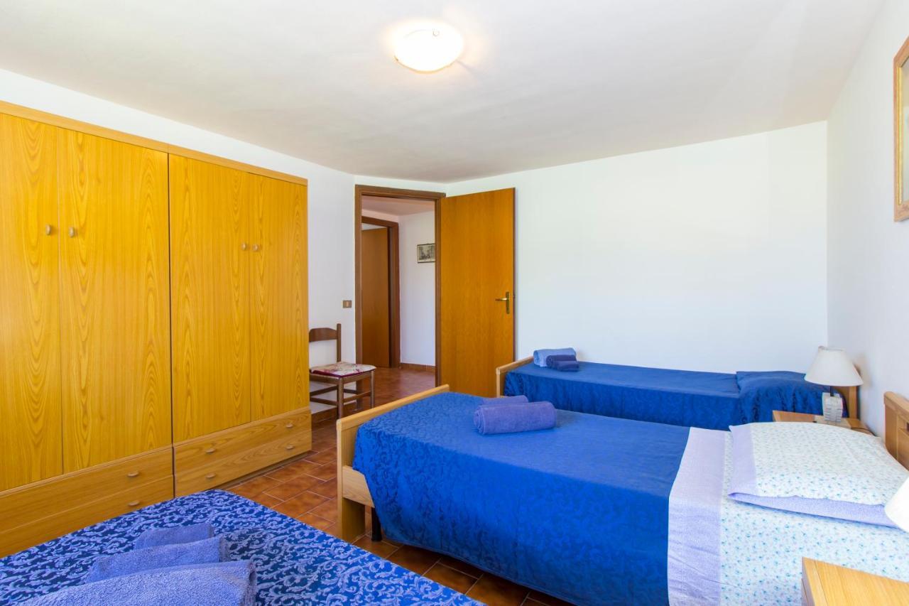 Appartamenti In Villa Con Ampio Giardino Esterno Позада Екстер'єр фото